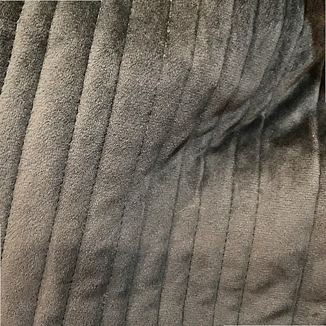 Brooklyn Loom Large Percale 3 Piece Quilt Set. King. New No Tags. Dark Green.
