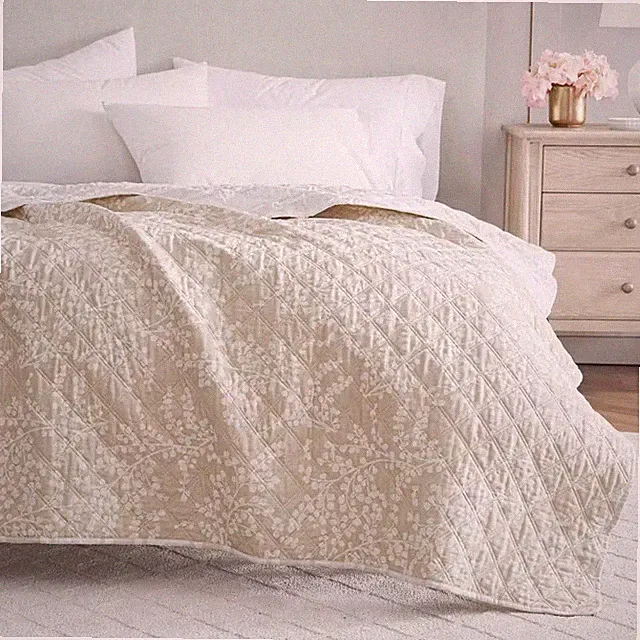 Layered Branches 1-Piece Beige/White Cotton Percale 50 X 70 Throw Blanket