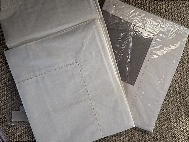NIP Ivory Percale Hemstitch Euro Sham Made In Italy